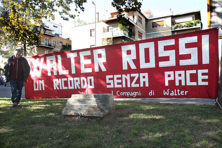 lo striscione W.R. un ricordo senza pace (30.9.10)